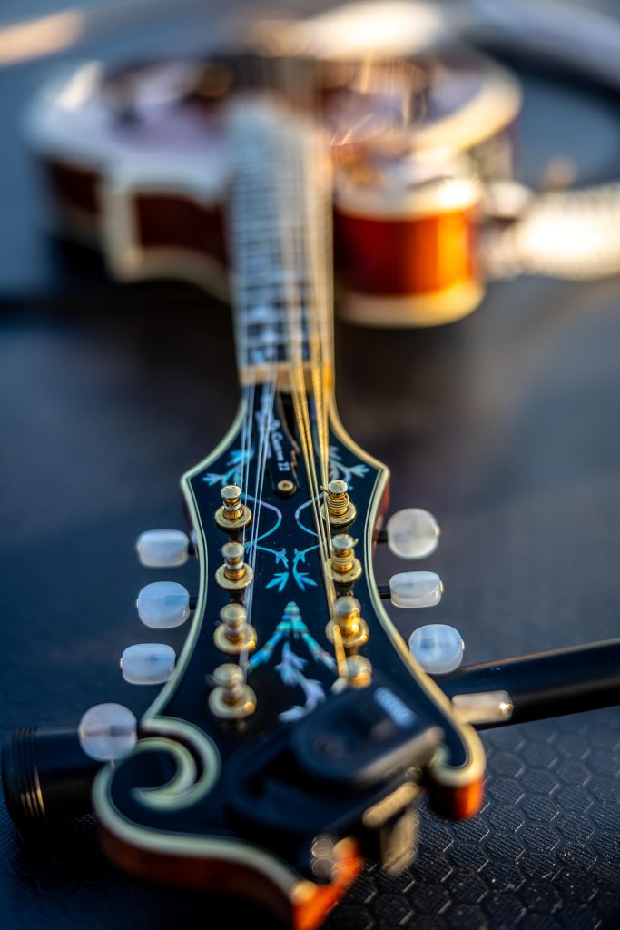 coastwise-radio-at-anchor-charlestown-81225-goff-230-small